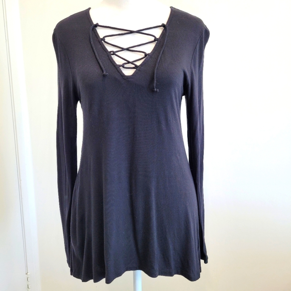 Old Navy Lace Up Front Long Sleeve Swing Top